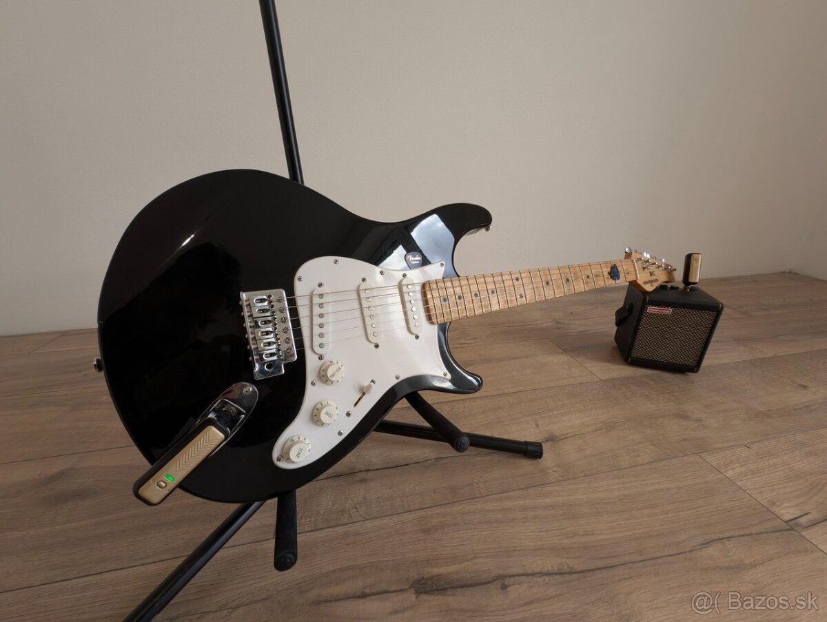 Behringer Stratocaster SSS Čierny Black