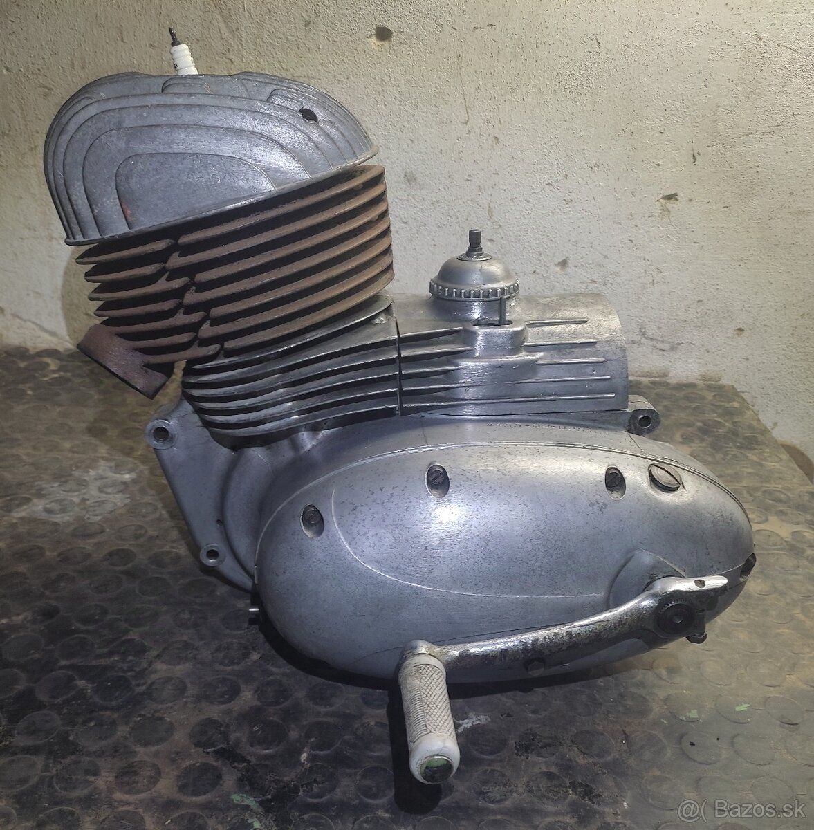 Motor ČZ 250/455