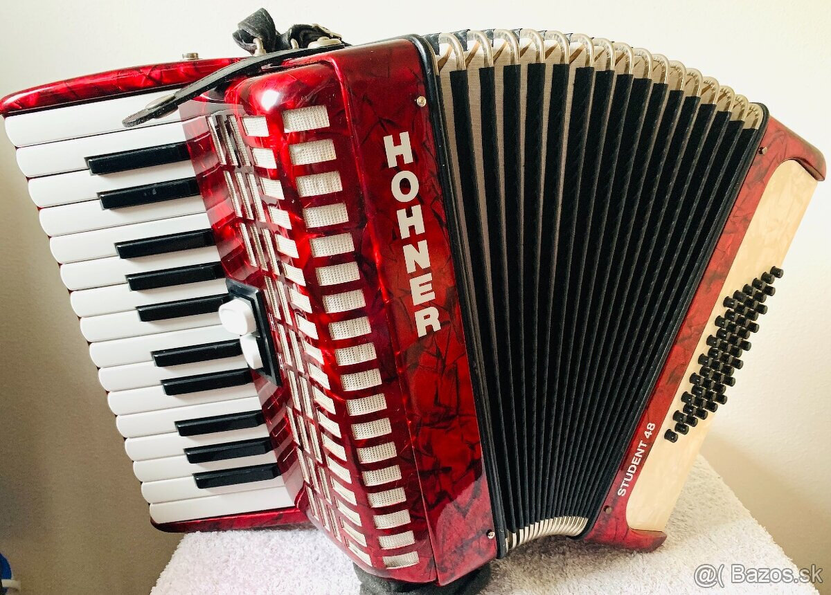 Predám detský akordeón Hohner Student 48 basový- top stav.