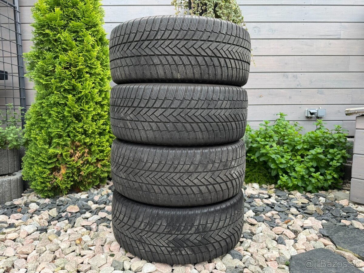 255/45 R18 103V