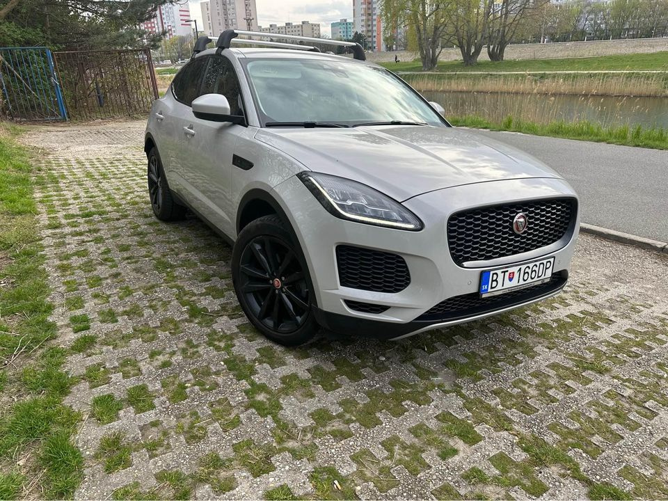 Jaguar E Pace