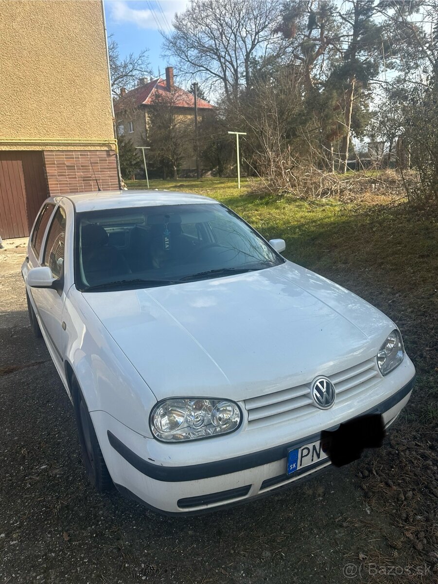 VW Golf 4