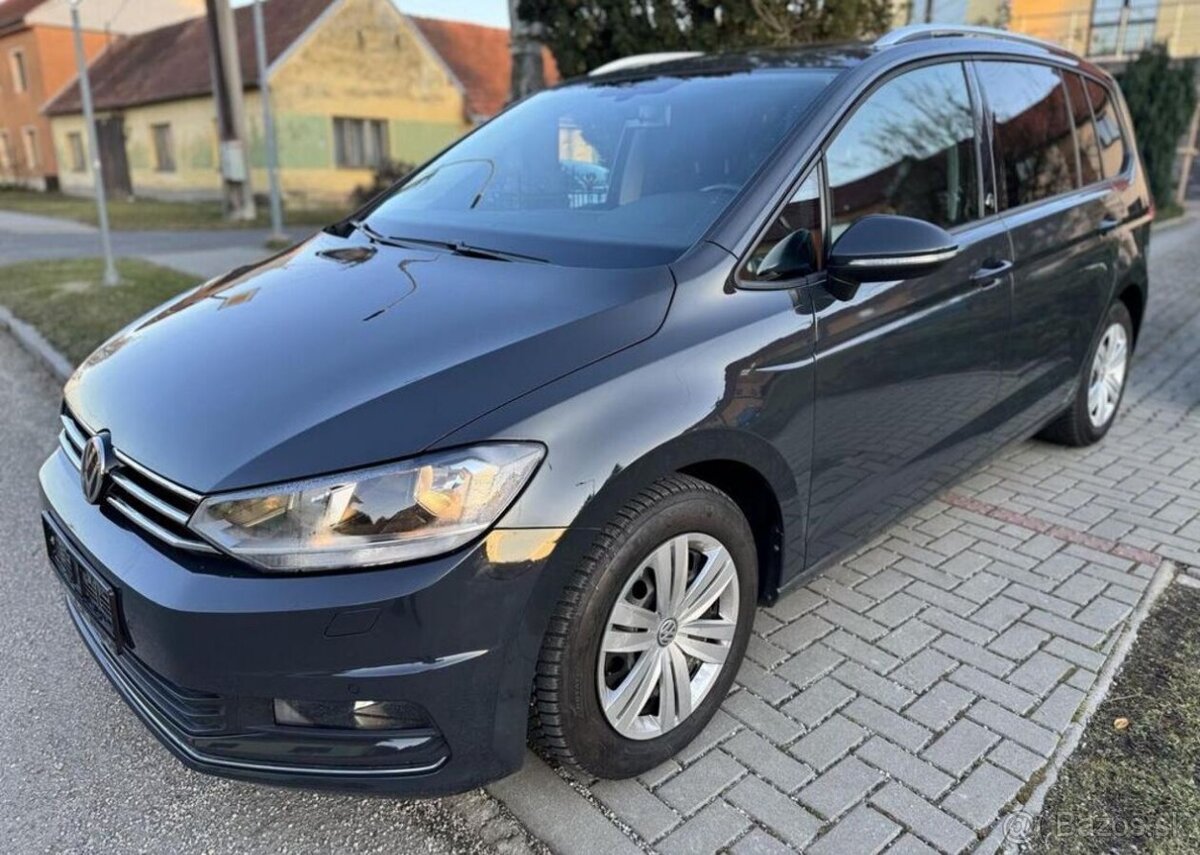 Volkswagen Touran 1,4 TSI SOUND benzín manuál 110 kw