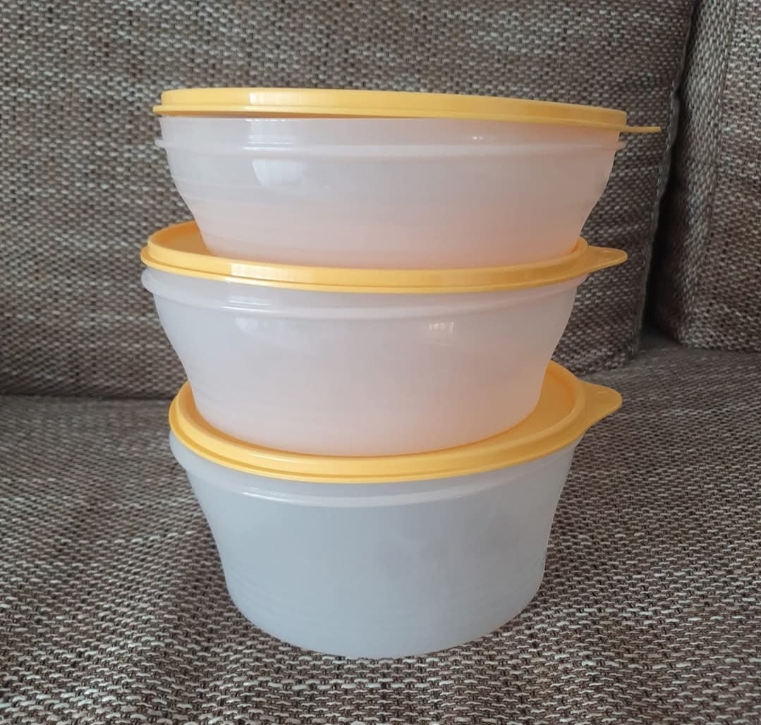 Tupperware sada pyramida