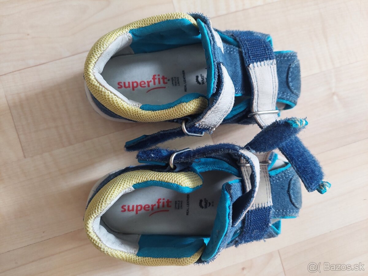 Sandalky Superfit 21