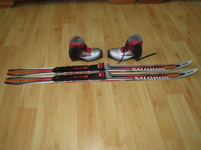 Predam bezkovy set,SALOMON,111 cm,SNS,c.30,5,supiny