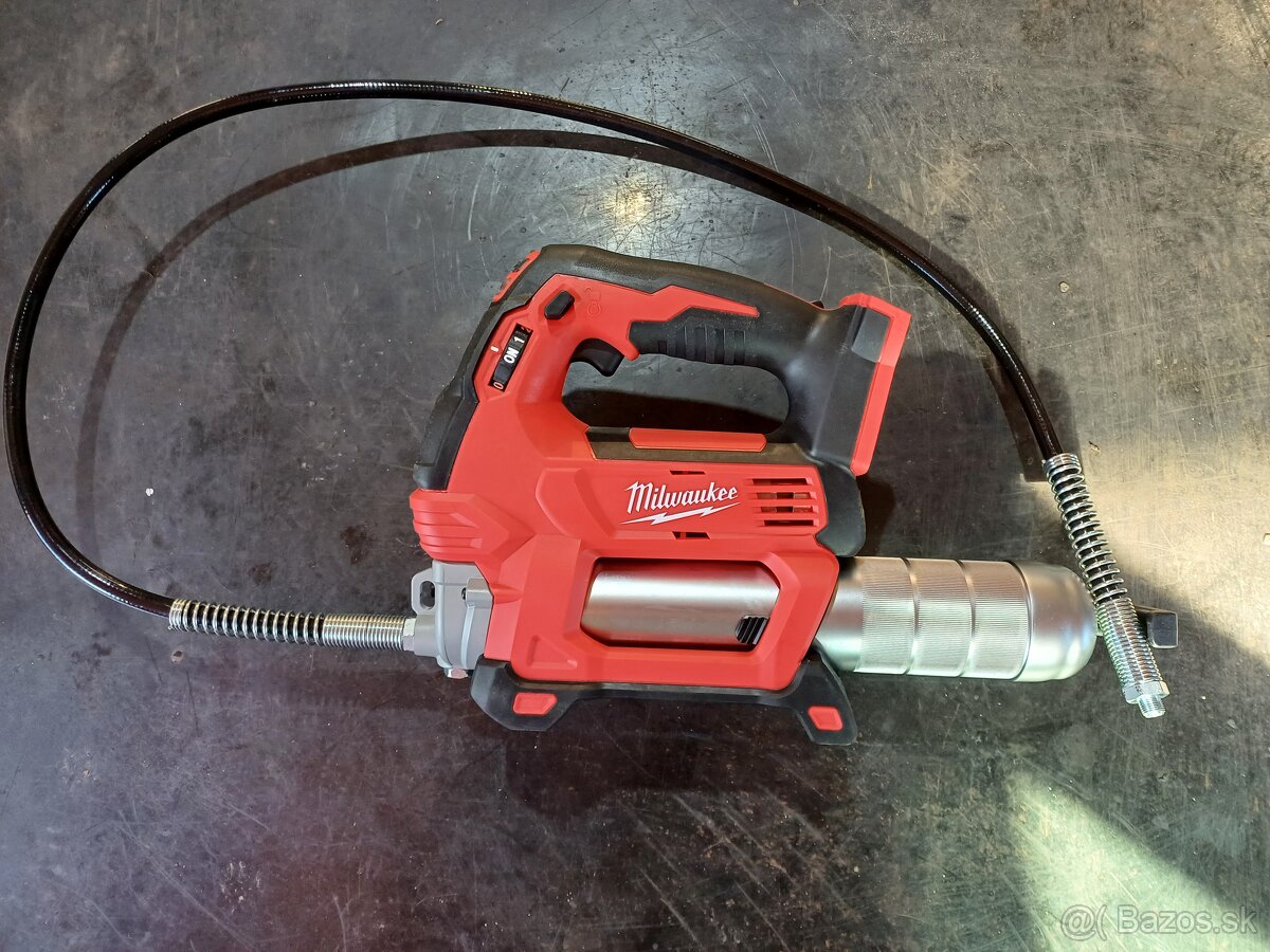 MILWAUKEE M18 Mazacia pištoľ