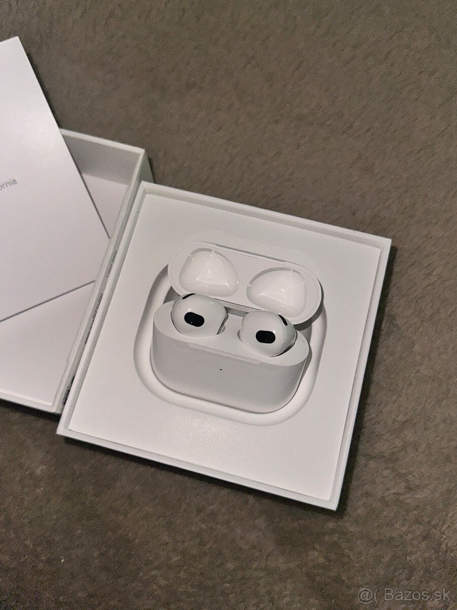 Airpods 3 generácia (lightning)