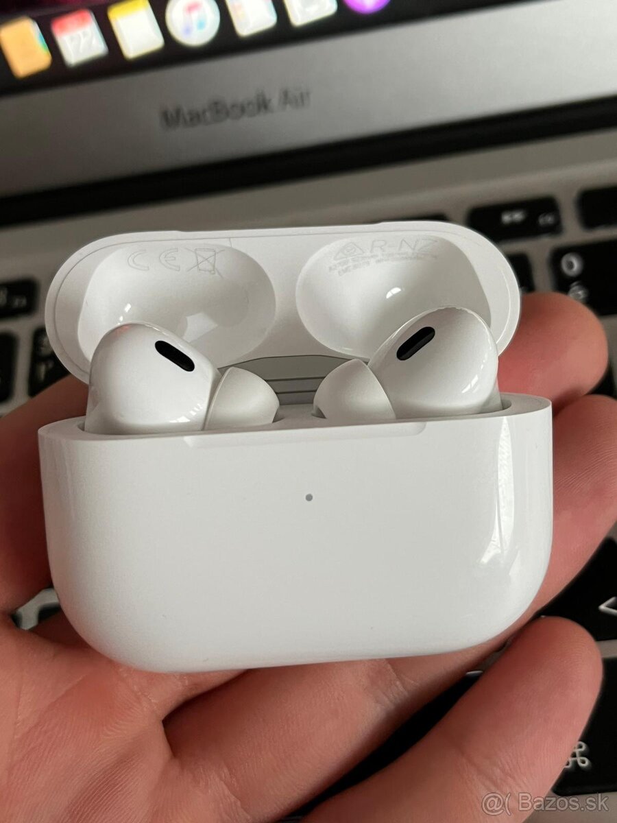 Apple AirPods Pro 2 USB C 2024 - nové, rok záruka