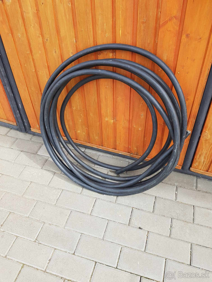 prívodný elektrický kabel 4 žilový