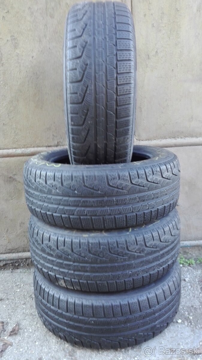 Predám 4-Zimné pneumatiky Pirelli Sottozero 225/55 R17