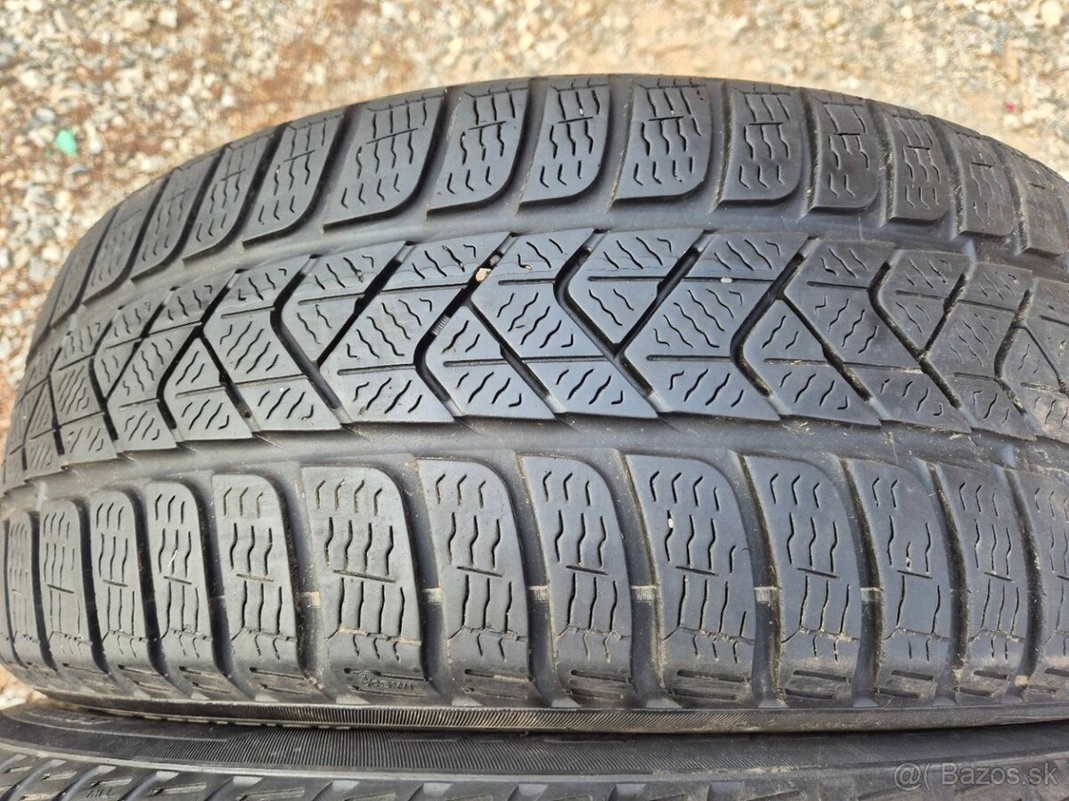 215/55 r17 zimné 4 ks PIRELLI dezén 6,5-6,1 mm DOT2019