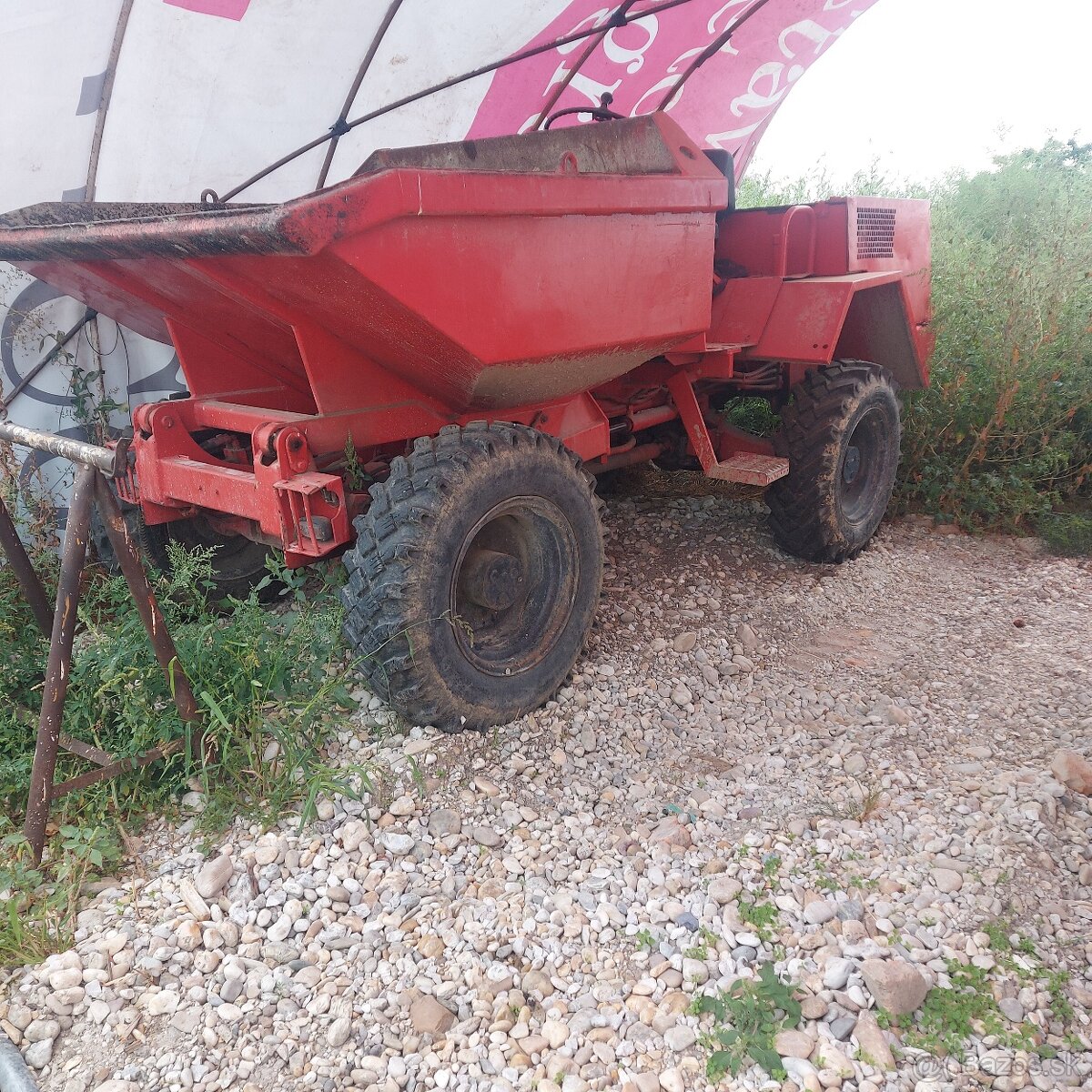 Prenajom dumper,vibračný valec, vibračná doska