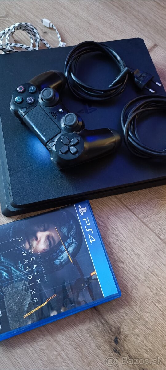 PS4 slim