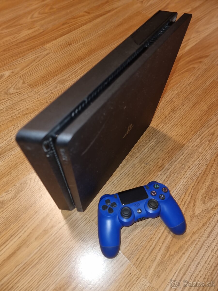 Playstation 4 Slim 500GB + 1 ovládač