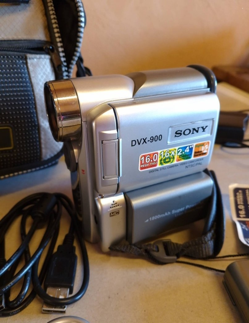 Sony DVX-900