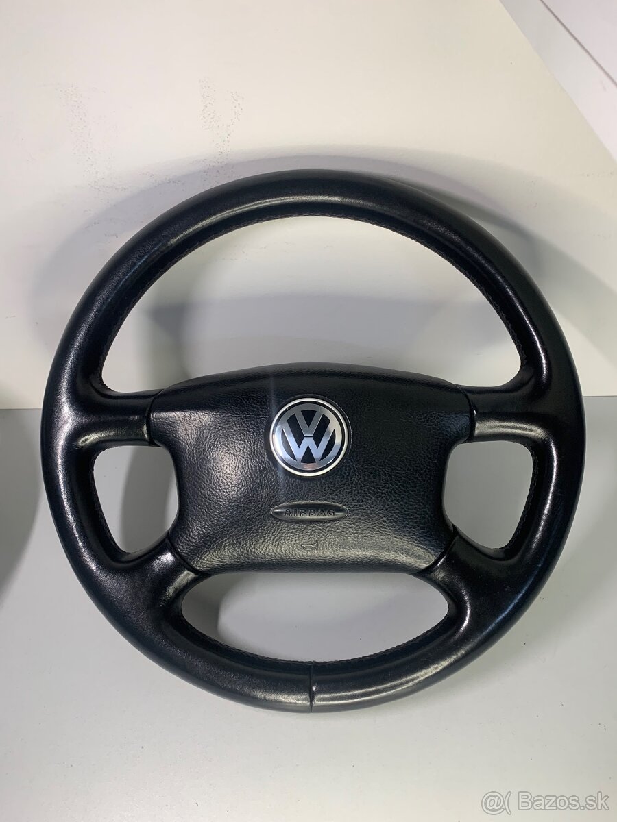 Kožený volant VOLKSWAGEN