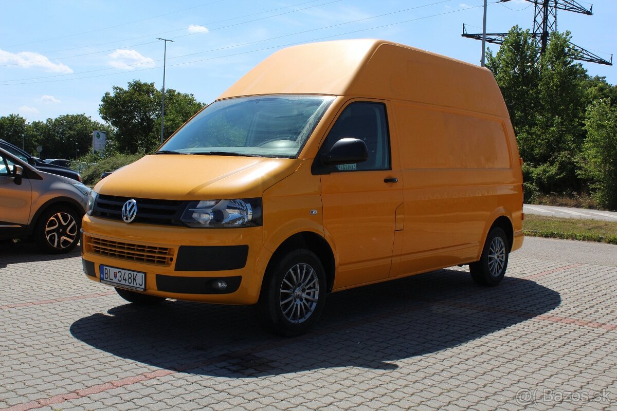 Volkswagen Transporter T5 r.v. 2015- 104 500km