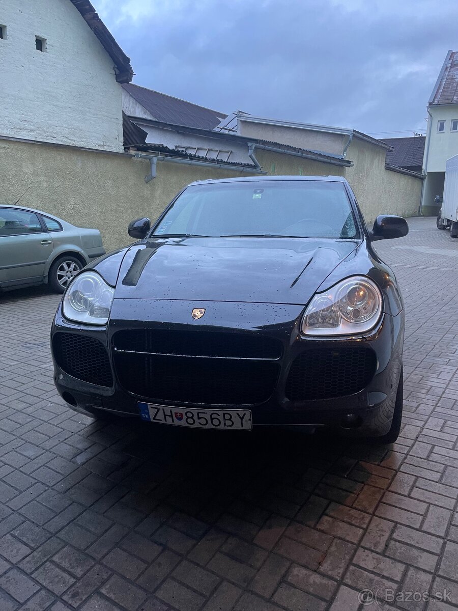 Porsche cayenne 4,5i v8