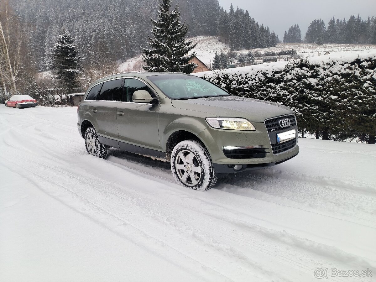 Audi Q7 len 43000km 176kw