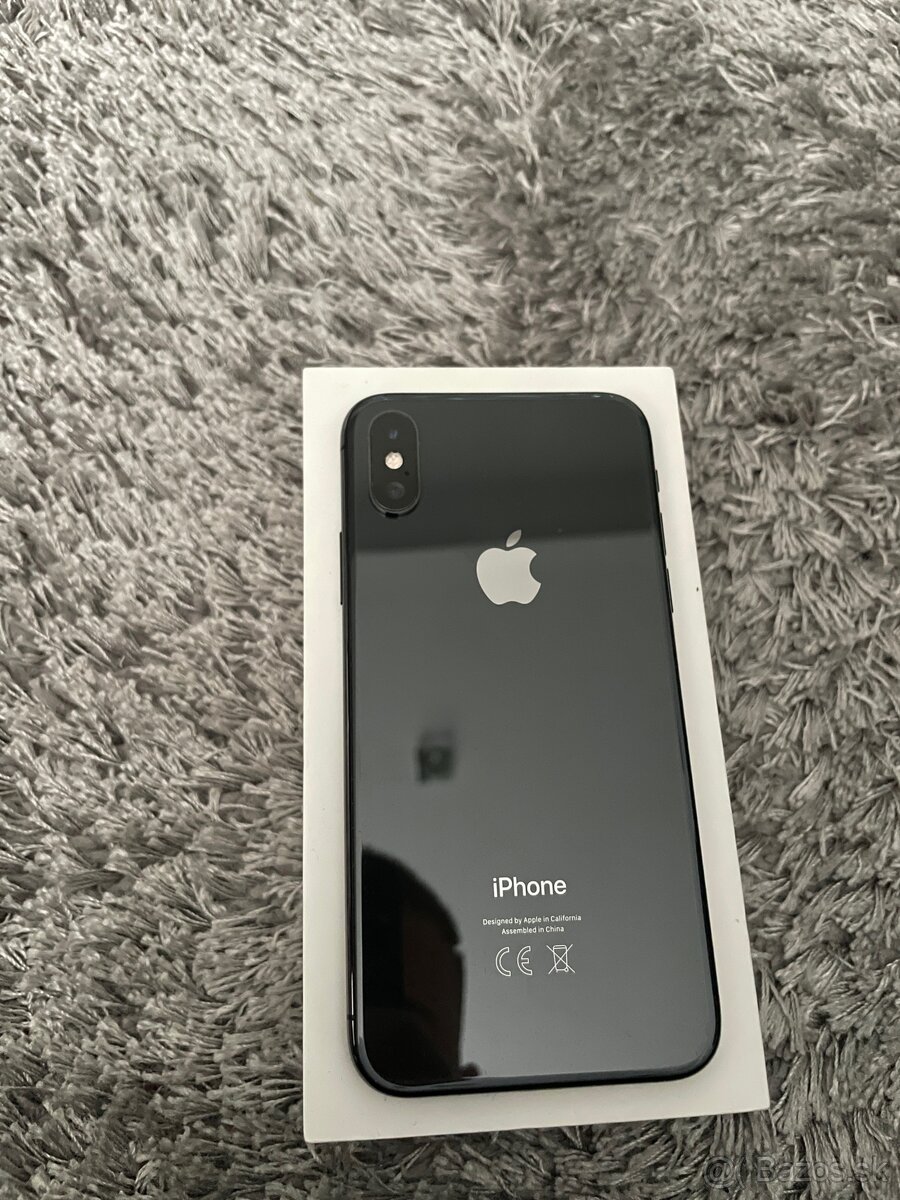 Predám iPhone XS 64 Gb