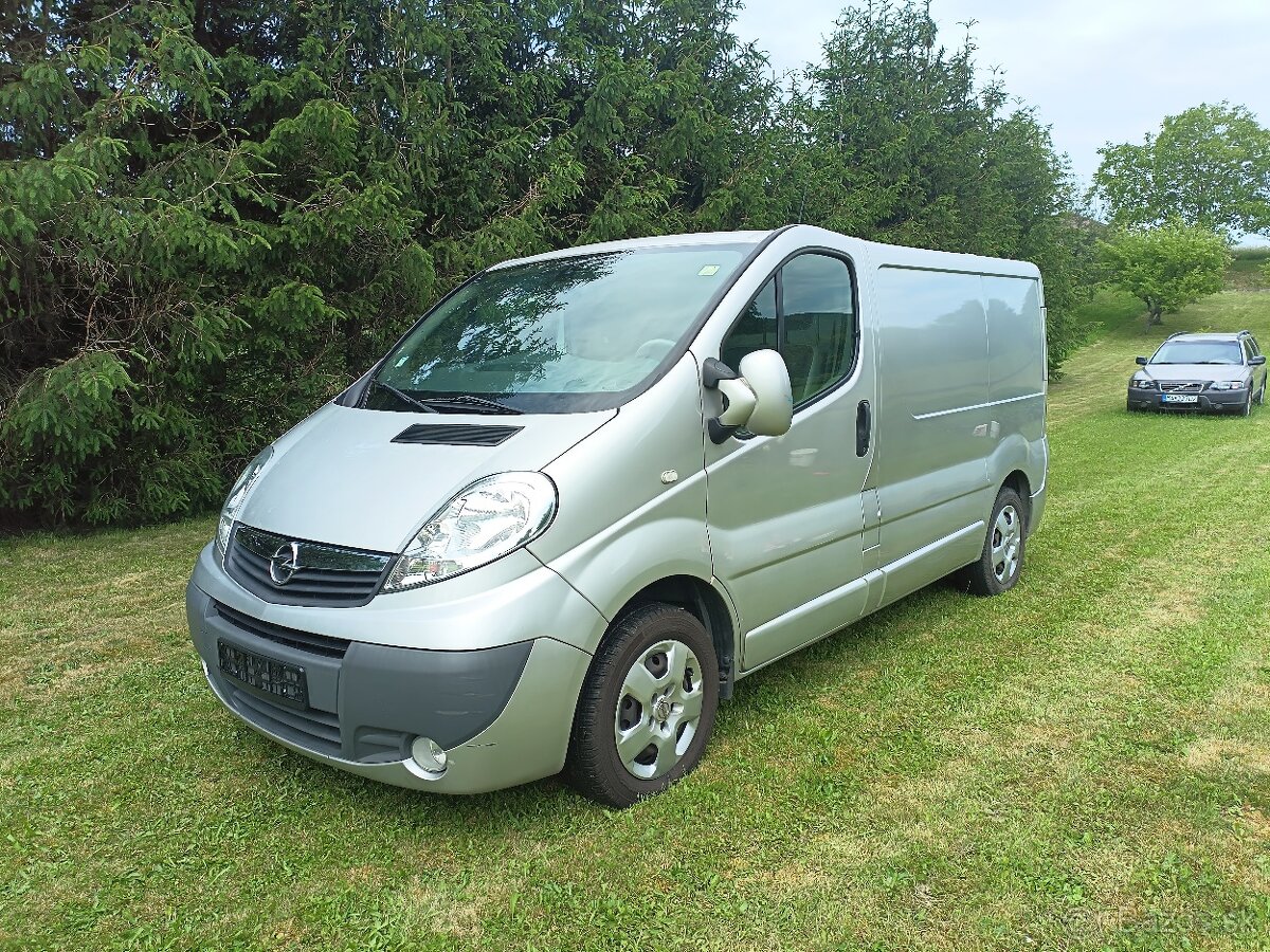 Opel Vivaro; najazdené 62000km