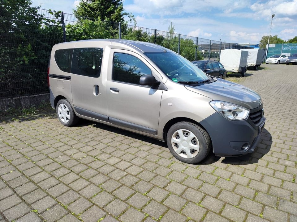 Dacia Dokker 1.6i 61 KW  rok  2014 Family bronzová farba