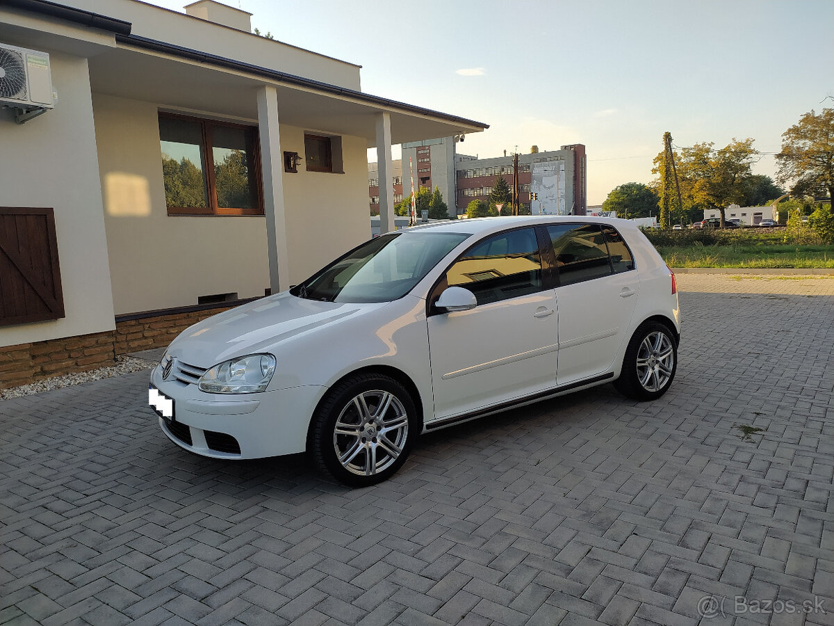 Volkswagen golf 5 1,9 TDI 77 kw Šport line