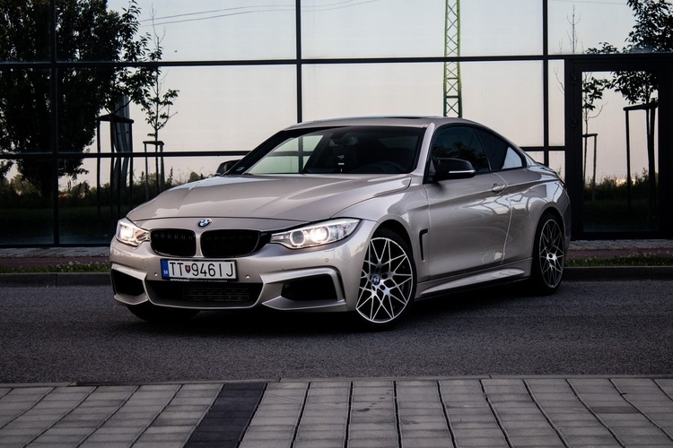 BMW Rad 4 Coupe 435i A/T