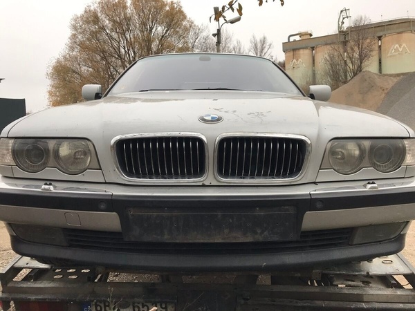 Náhradní díly BMW E38 LCI facelift 745i M62