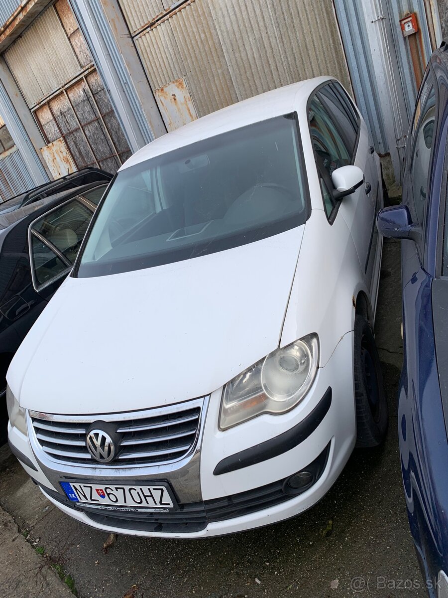 VW Touran 2008 1,9tdi BLS DSG- rozpredám