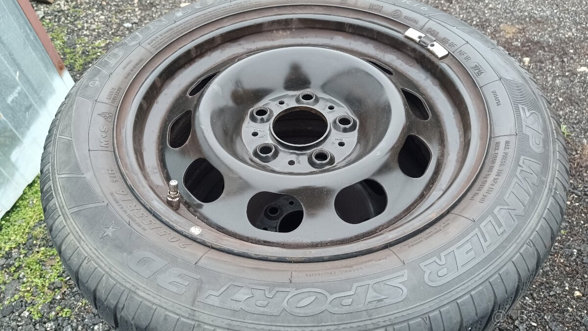 sada plechových diskov BMW 16 s pneu Dunlop 205/55 R16 91H