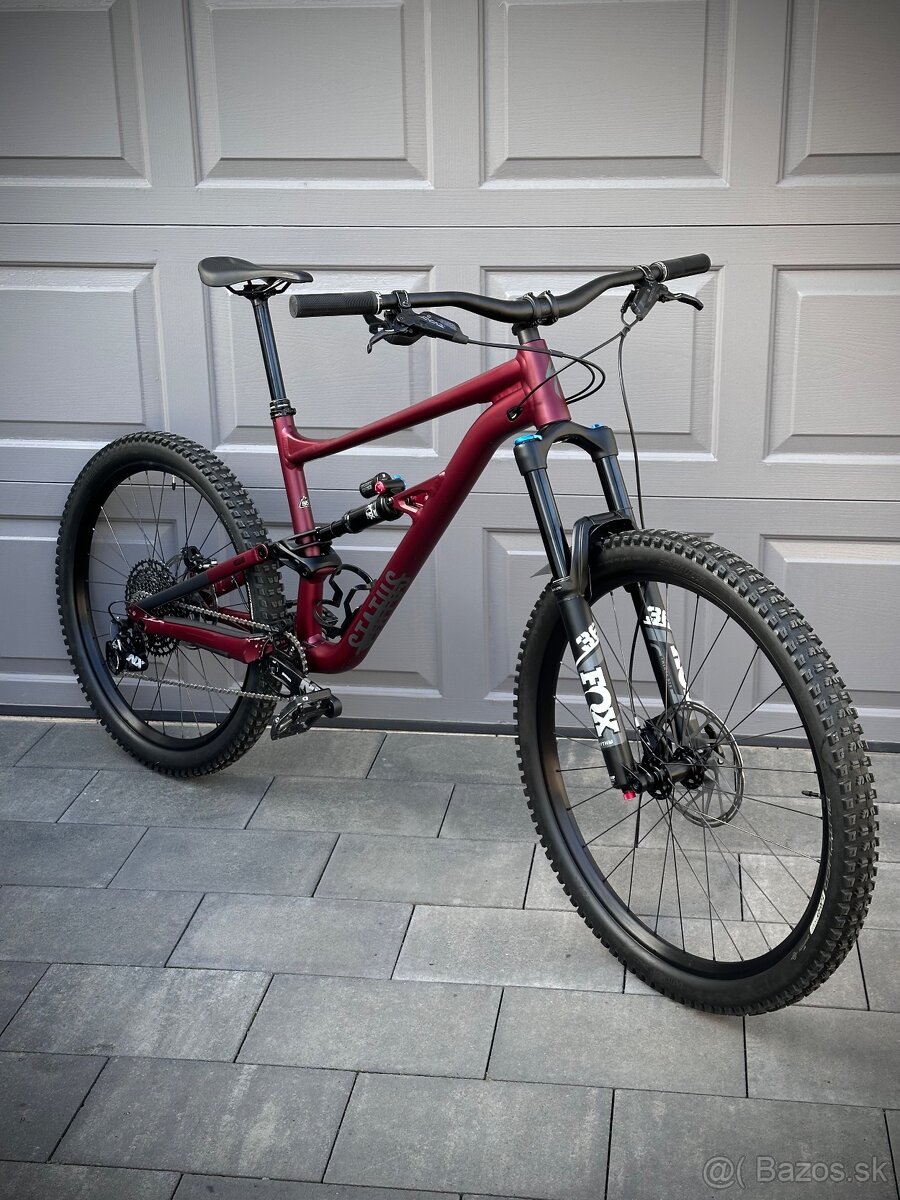 SPECIALIZED Status 160