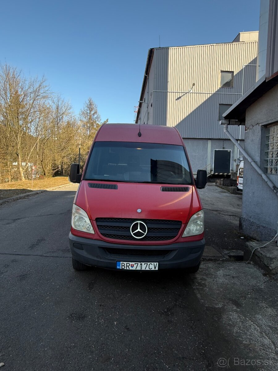 mercedes sprinter