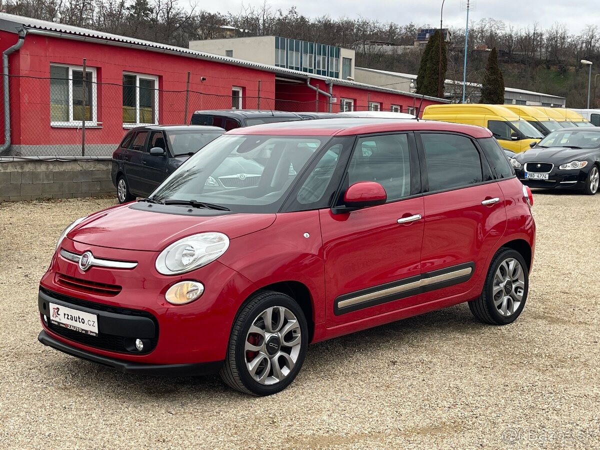 Fiat 500L, 1.4i 95kPANOKLIMA6qDUAL