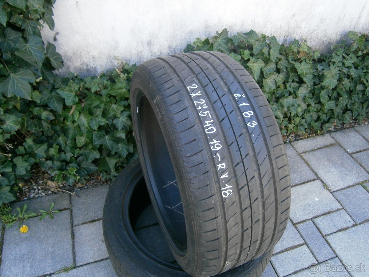 Predám 2x letné pneu Nexen 275/40 R19 105YXL