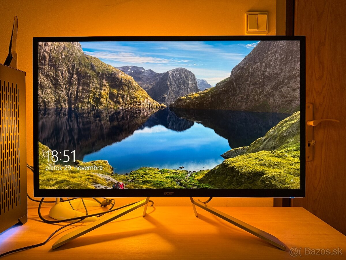 Predám 32'' 4K monitor Acer