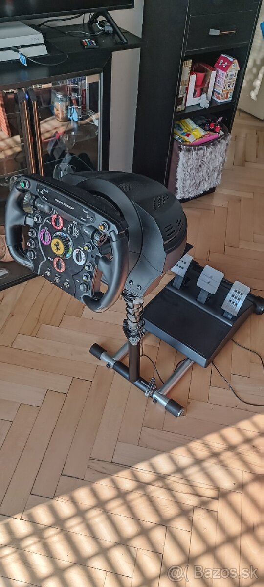 Thrustmaster t300+Ferrari F1 addon+stojan+pedále