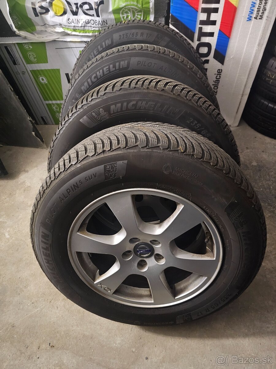 4ks 17 elektrony Volvo XC +95% zimne Michelin 235/65 R17