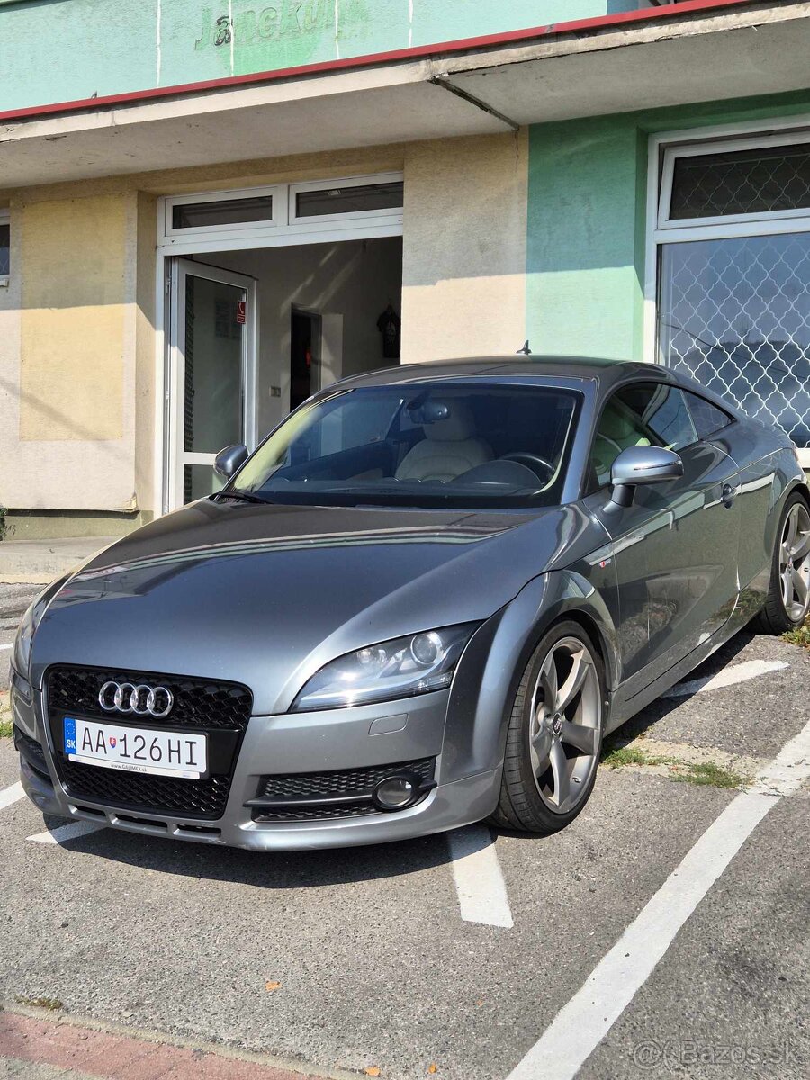 Audi TT 8j 3.2 QUATTRO