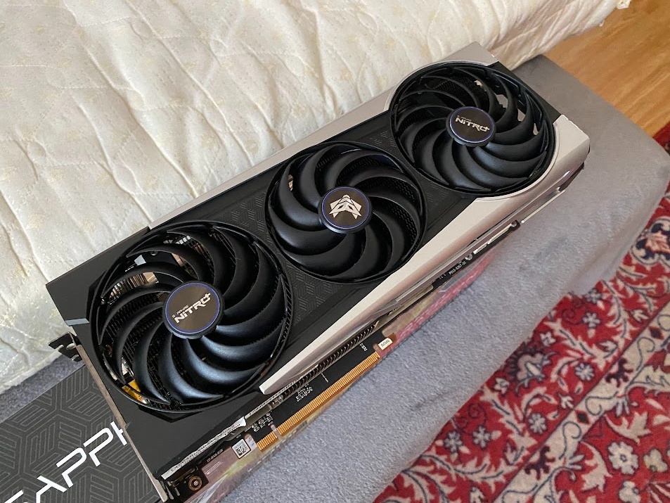 Predám Radeon RX6800XT 16gb sapphire nitro+ - REZERVOVANE