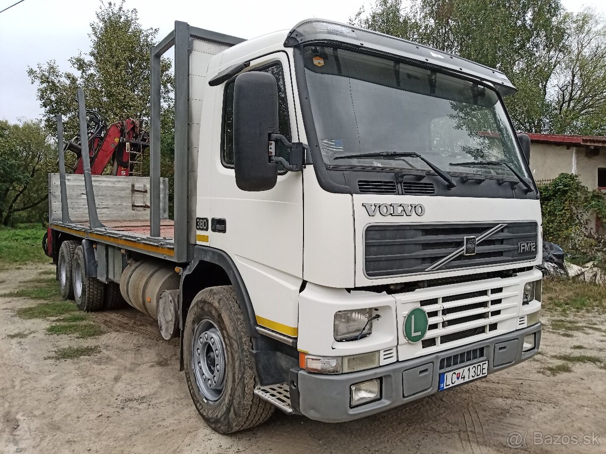 volvo 6x4 lesovos