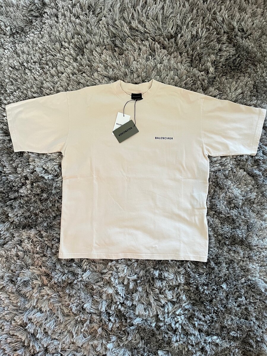 Balenciaga T-Shirt Beige