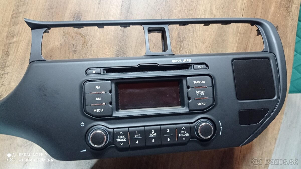 Rádio s rámom Kia Rio 2014