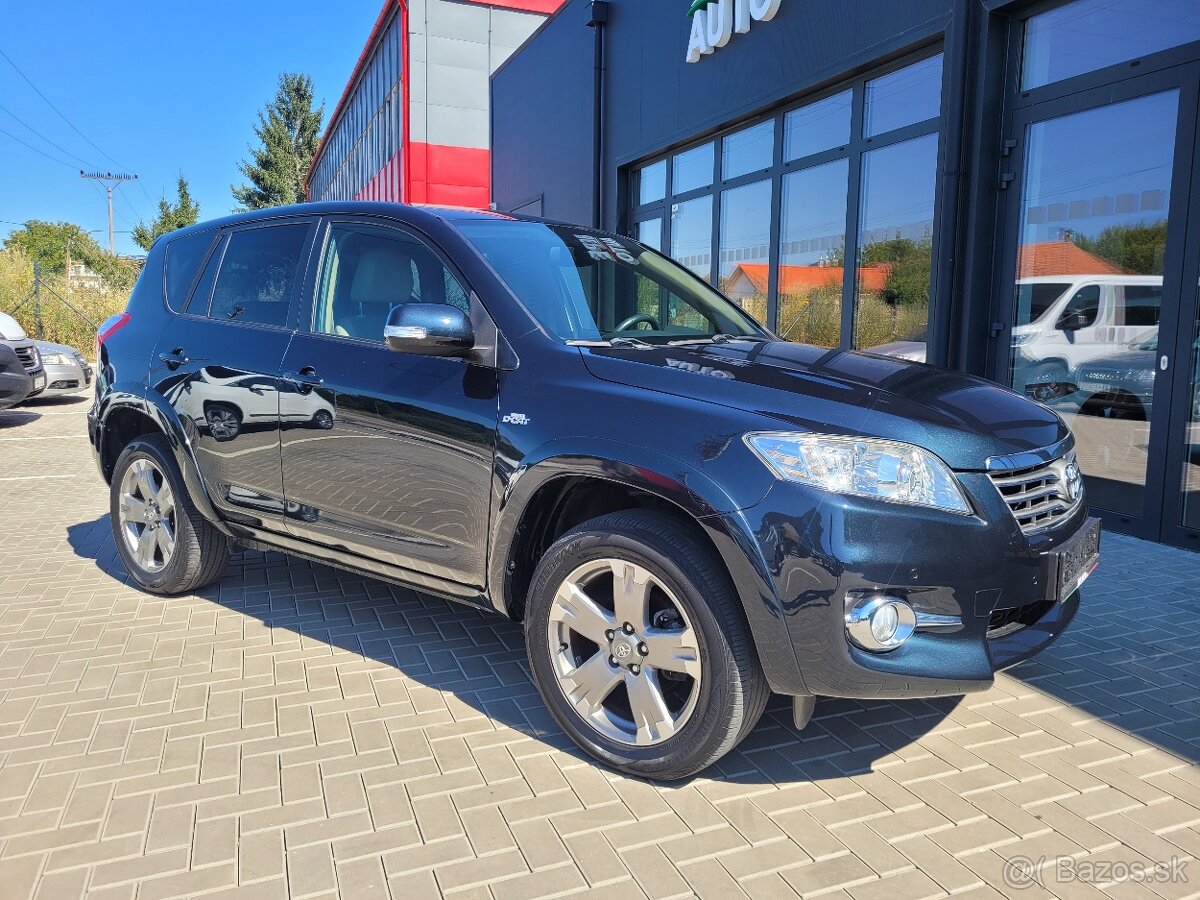 Toyota RAV4 2.2l D-CAT 150 Premium A/T