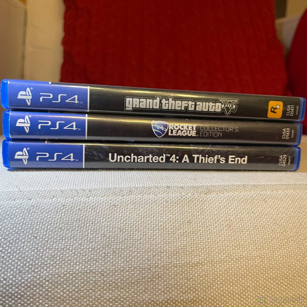 Hry na PS4: GTA 5 + Rocket League + Uncharted 4