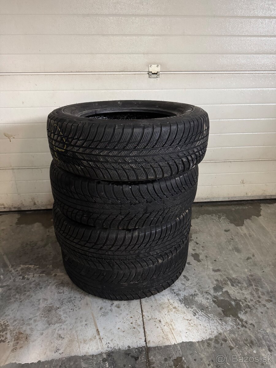 Bridgestone 215/65 r17