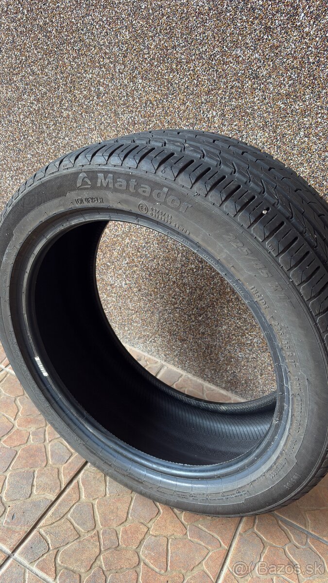 Predám letné pneumatiky 225/45 R17 94Y