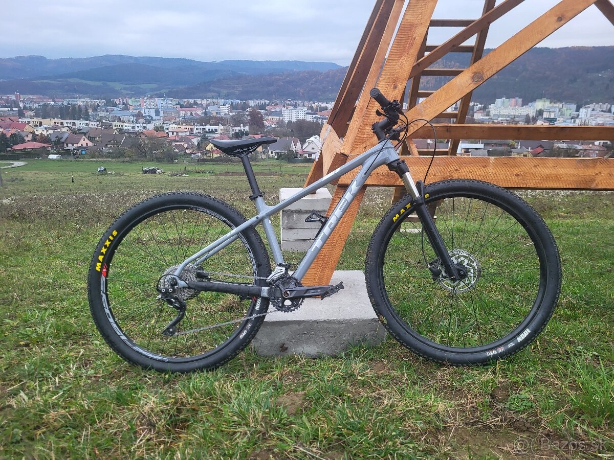 Trek x caliber 8