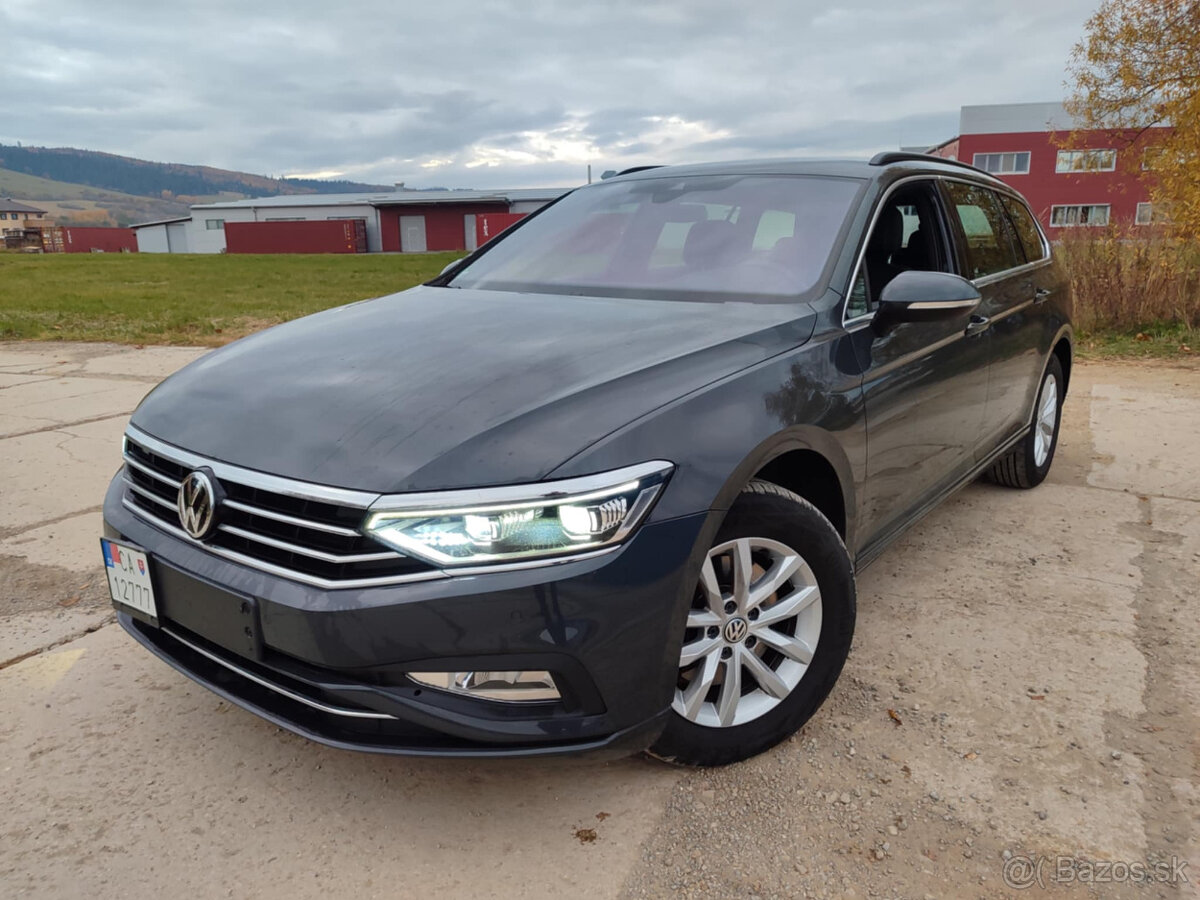 VOLKSWAGEN PASSAT R-LINE B8.5 IQ MATRIX / VIRTUAL